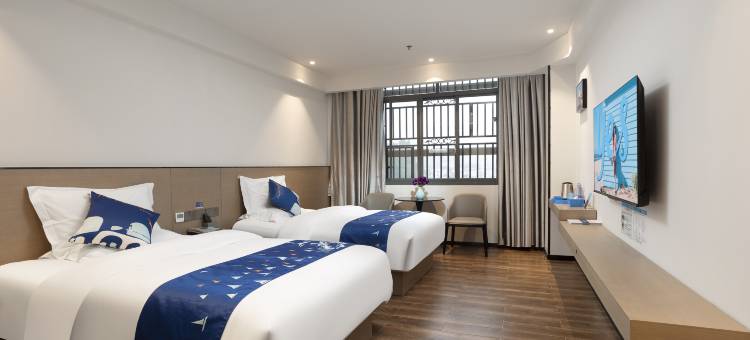 雅斯特美途酒店(隆林财富广场昌达百货店)图片