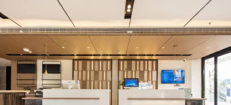 南昌•宜尚ECHARM•Designs•180°丨云端观景酒店(南昌西站地铁站店)图片