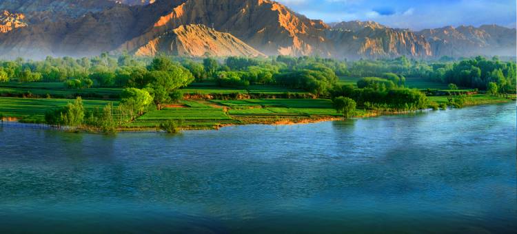 贵德半岛假日酒店图片