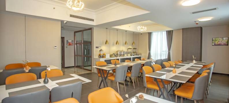 大鱼·丽景酒店(绍兴柯桥中国轻纺城地铁站店)图片