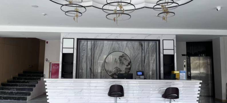 林芝唐朝酒店(市中心店)图片