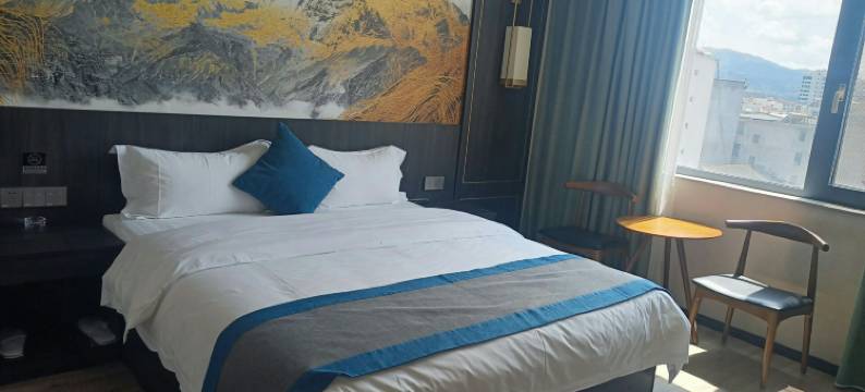 华宁鑫恒酒店图片