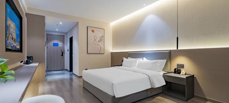 云境酒店(成都南湖立交地铁站店)图片