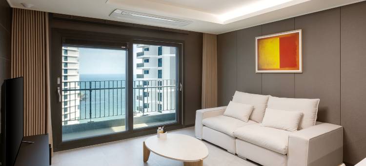 阿克罗奥西利亚公寓酒店(Newcz Osiria Residence)图片