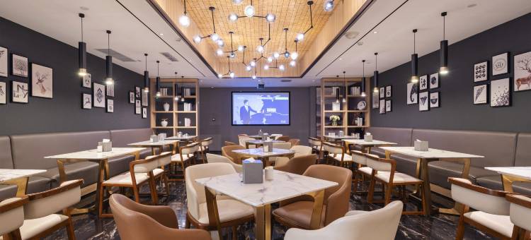 H酒店(许昌曹魏古城胖东来人民店)图片