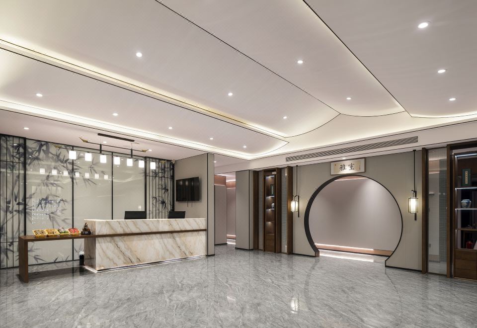 Moshang Qingya Hotel (Qingdaobei Railway Station Licun Subway Station)Hotel Overview