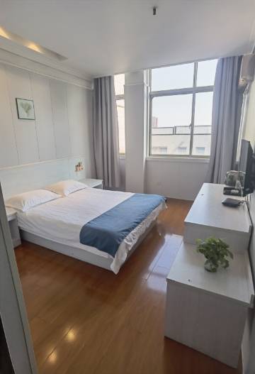 枫柏酒店(盐城大庆路店)