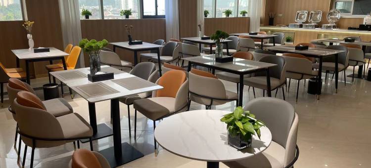 汐岸·轻雅酒店(蓬安五星花园店)图片