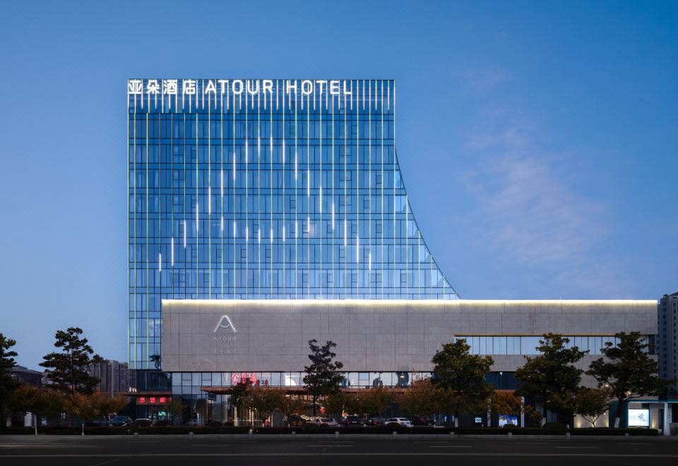 溧阳市区高铁站亚朵酒店外景图