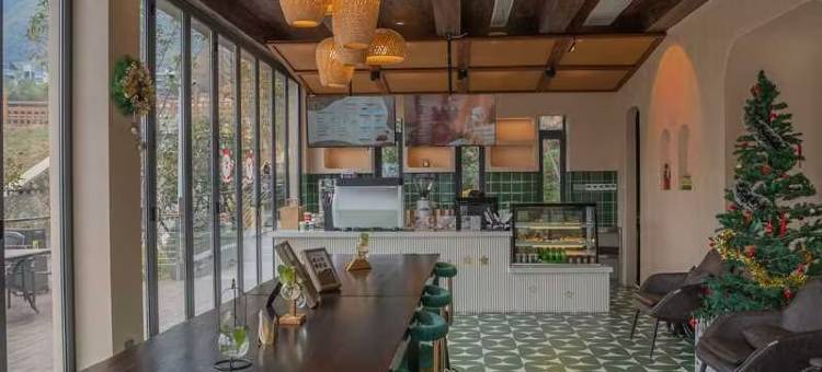 安吉云上草原度假村·松鼠部落酒店图片