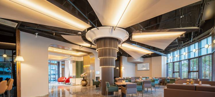 丽呈别院·玫宝酒店(石老人海水浴场体育中心店)图片