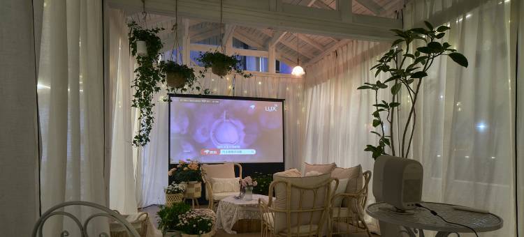 木玖居亲子园林咖啡莫奈花园HolidayVilla度假美宿(青岩古镇店)图片