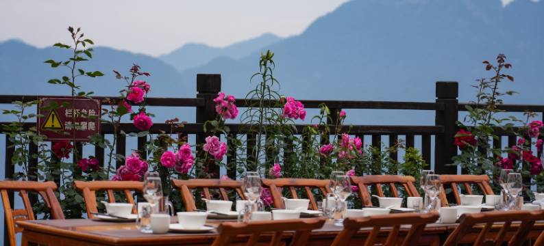 武当山大岳原宿图片