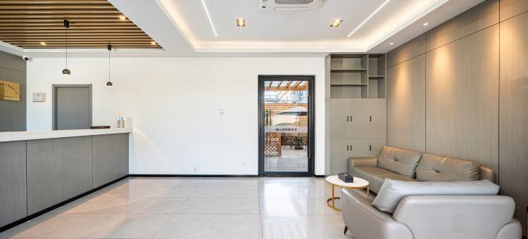 Star星阁酒店(上海浦东国际机场核心区川南奉公路店)图片