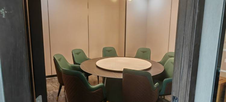 柏曼酒店(西宁火车站店)图片