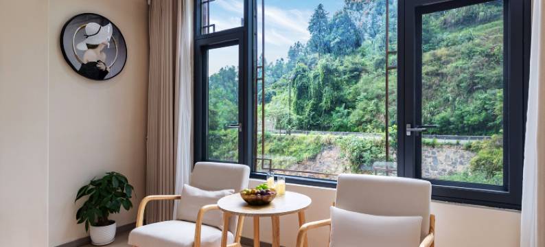 村上ValleyCharm岚境悦舍逸景美宿(西江千户苗寨景区店)图片