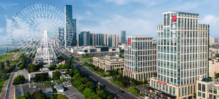 南昌美吉温德姆花园酒店(万象城摩天轮店)图片