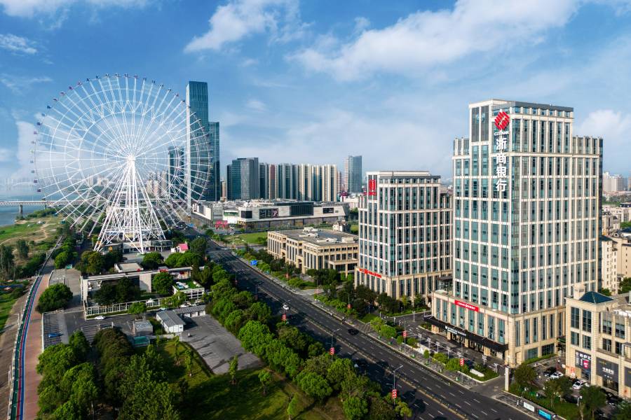 南昌美吉温德姆花園酒店(萬象城摩天輪店)