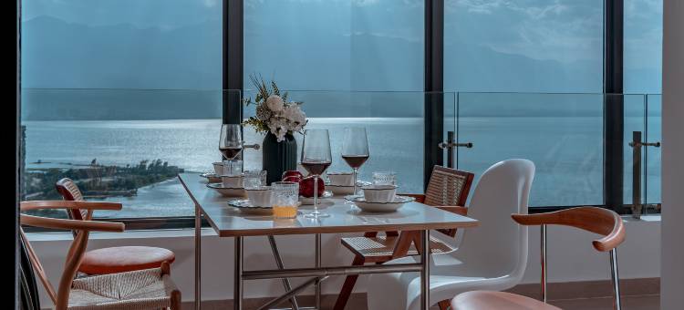 大理哈曼·Aromatic海景艺宿(大理高铁站洱海公园店)图片