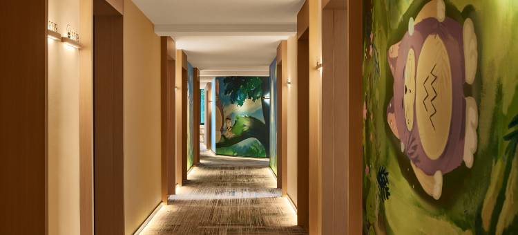 龙猫精灵酒店(西南交大沙湾地铁站店)图片