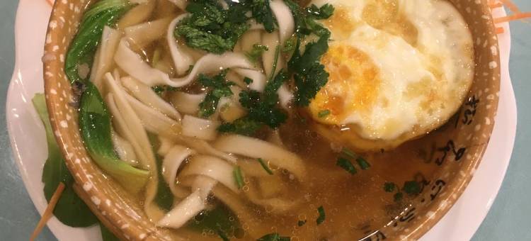 凤求凰主题酒店(新泰不夜城店)图片