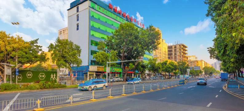 宇富恒商旅酒店(深圳龙华汽车站店)图片