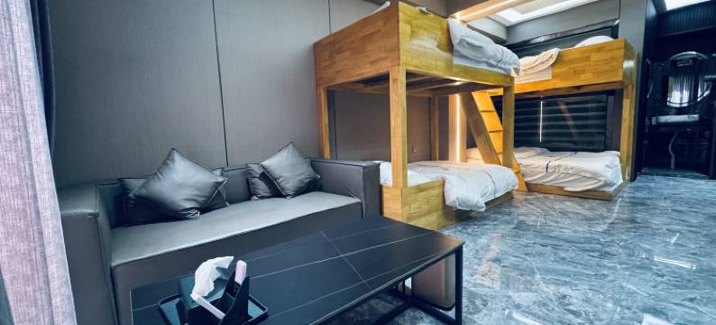 顶端电竞影视酒店图片