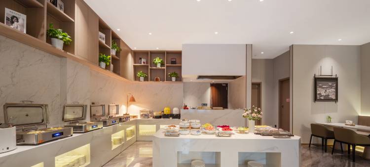 义乌丽臣国际酒店(万达广场店)图片