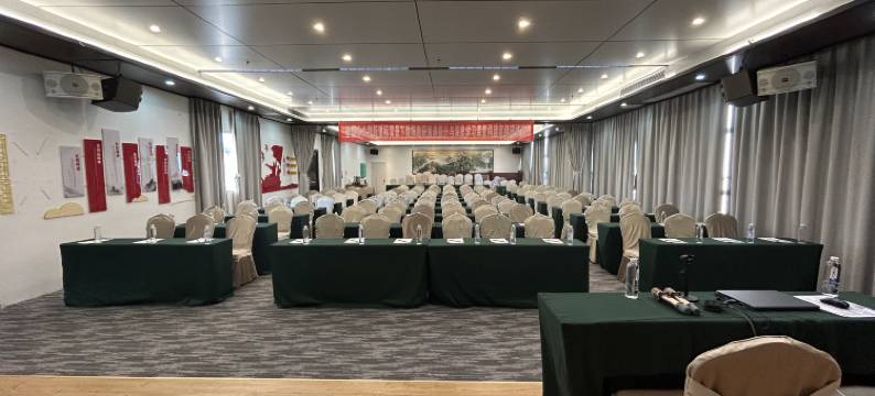 花园假日酒店(桂林两江四湖理工大学店)图片