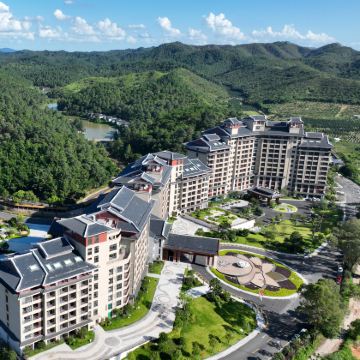 翔顺金水台温泉小镇3日2晚跟团游