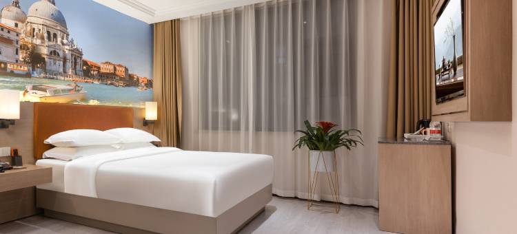 维也纳酒店(武汉黄鹤楼武昌火车站地铁站店)图片