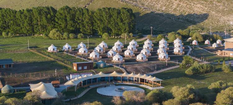 昭苏县望湖庄园度假区图片