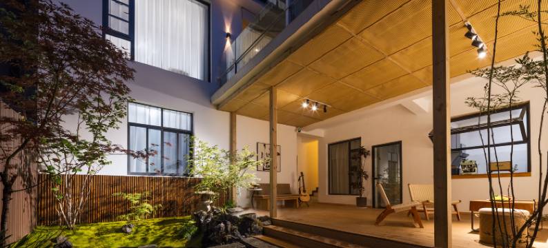 大理一览依山民宿(古城银苍路店)图片