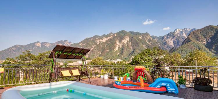 栖霞山居民宿(华山景区游客中心店)图片