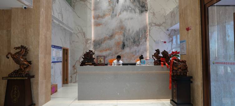 润昌坤朋酒店图片
