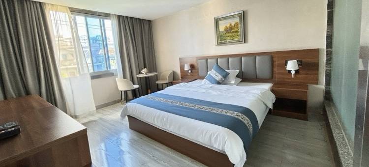 河池铂金酒店(宜州汽车总站河池学院店)图片