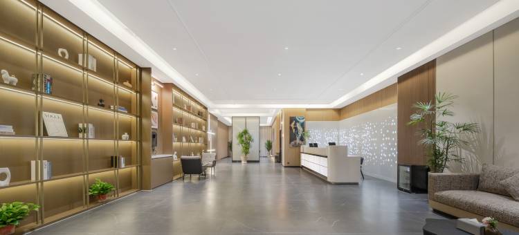 东阳亚季酒店(宝龙广场店)图片