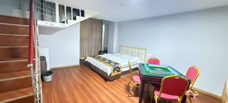 石泉贵宾商务酒店(石泉县站店)图片