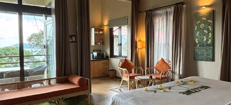 艾姆帮雨林度假酒店(Ambong Rainforest Retreat)图片