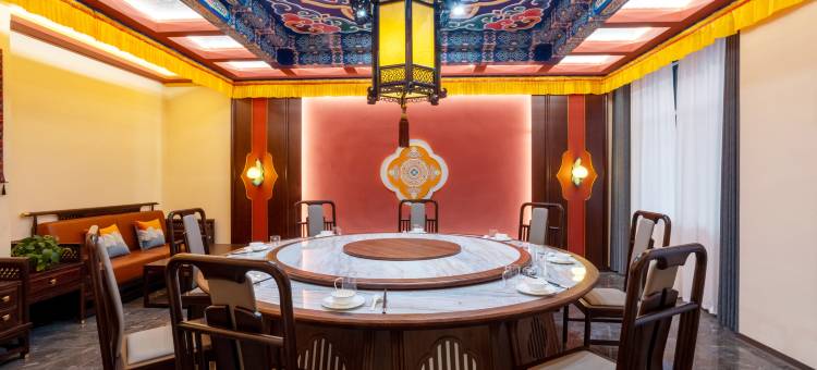 丝路金马国际酒店(马蹄寺景区店)图片