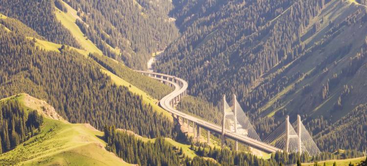 赛里木湖AC酒店图片