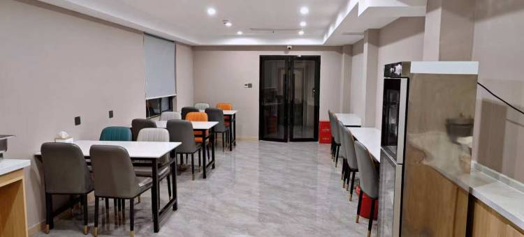 白玉兰商务酒店(黄冈浠水闻一多大道店)图片