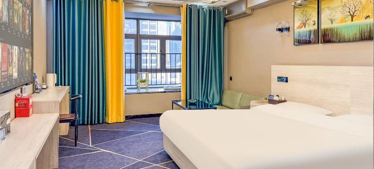 云亭酒店(平顶山万达广场店)图片