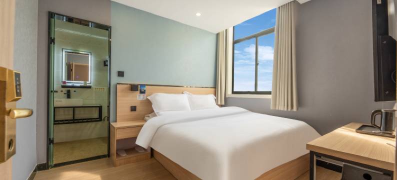 布丁严选酒店(西安钟楼地铁站回民街店)图片