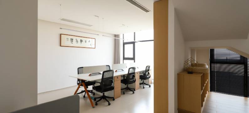 安曼·天空之城民宿(衢州坤德金佰汇广场店)图片