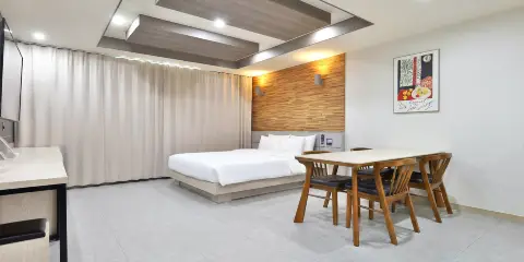 天空酒店