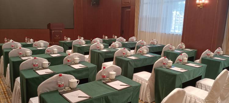 维也纳国际酒店(长春红旗街万达店)图片