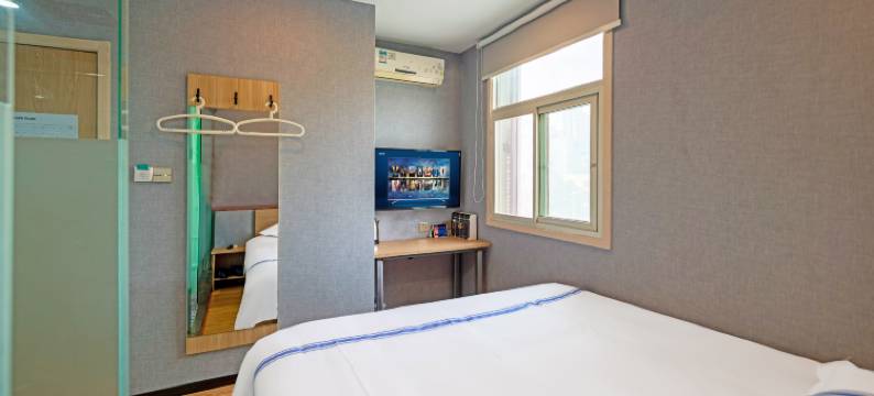 布丁酒店(西安科技二路文理学院店)图片