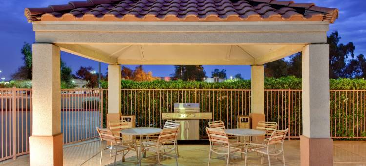 巴尔的摩机场索尼斯塔简单套房酒店(Sonesta Simply Suites Baltimore BWI Airport)图片