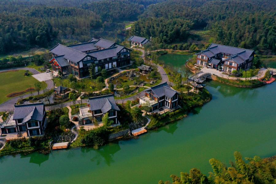 蜀南文旅園林度假酒店